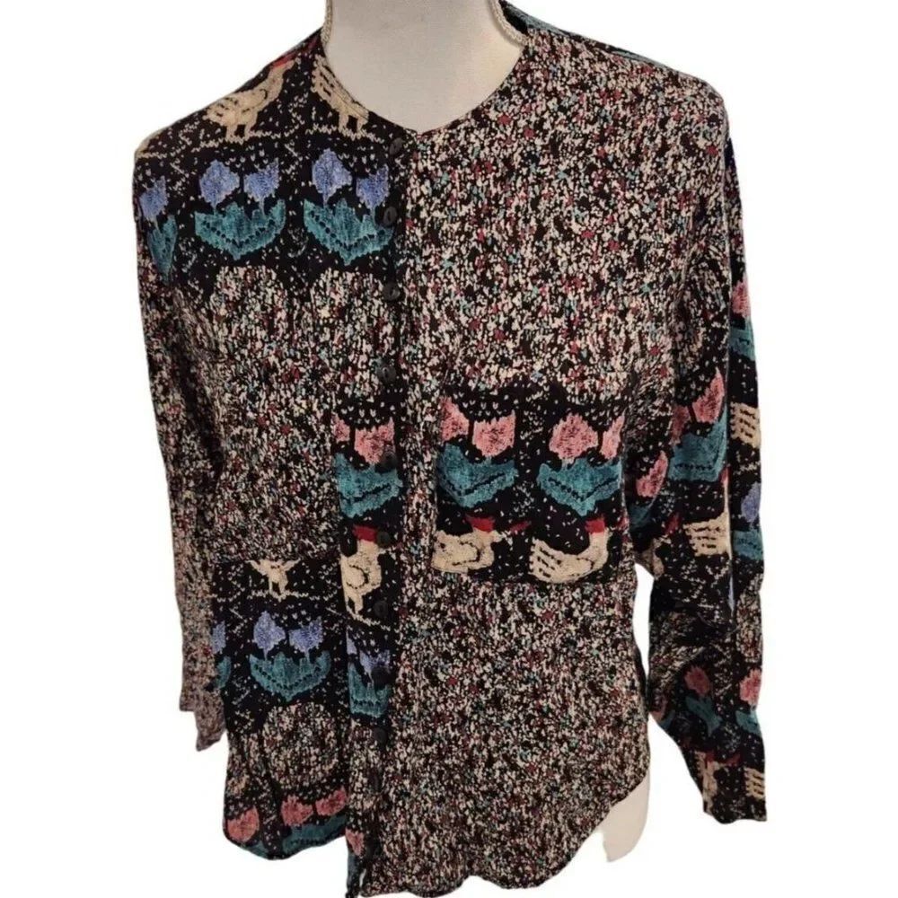 Vintage 80's Long Sleeve Farm Pattern Shirt Size M Black Chickens Flowers
